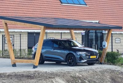 SolarDok-SC10A-solarcarport-EV-charging